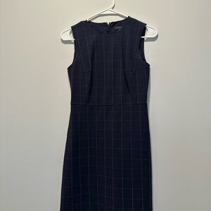 Elegant Navy Sleeveless Dress